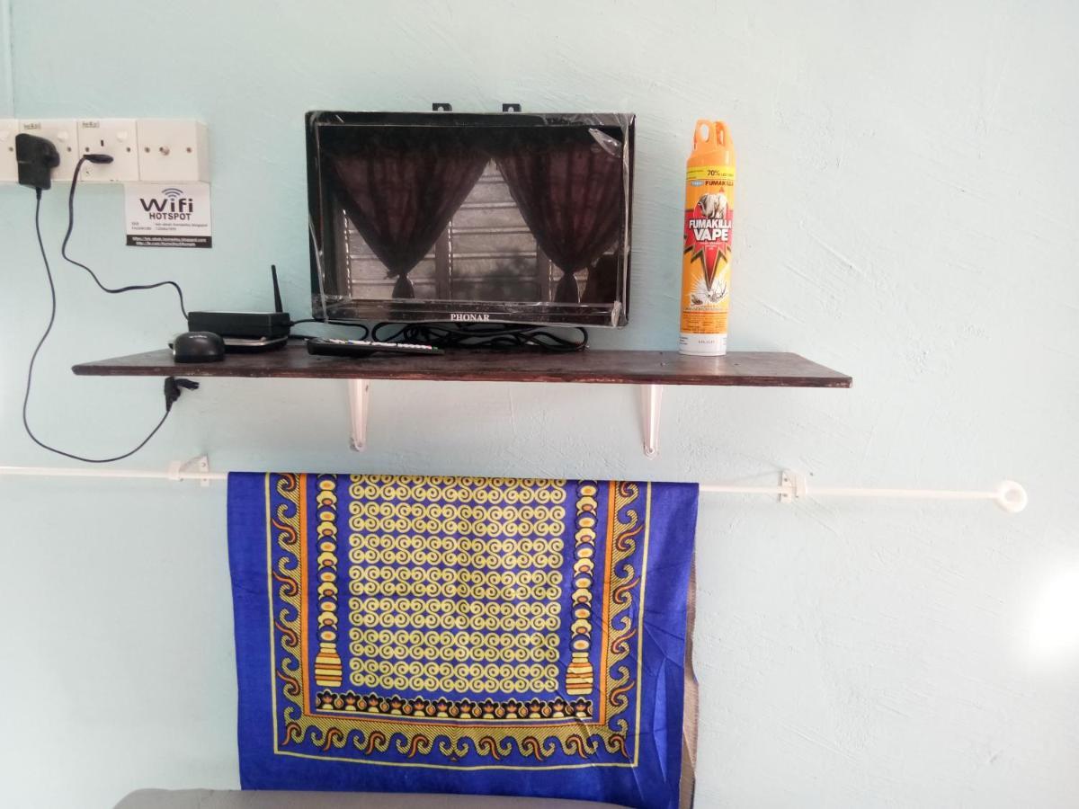 Roomstay Tok Abah A Kuala Rompin Ngoại thất bức ảnh